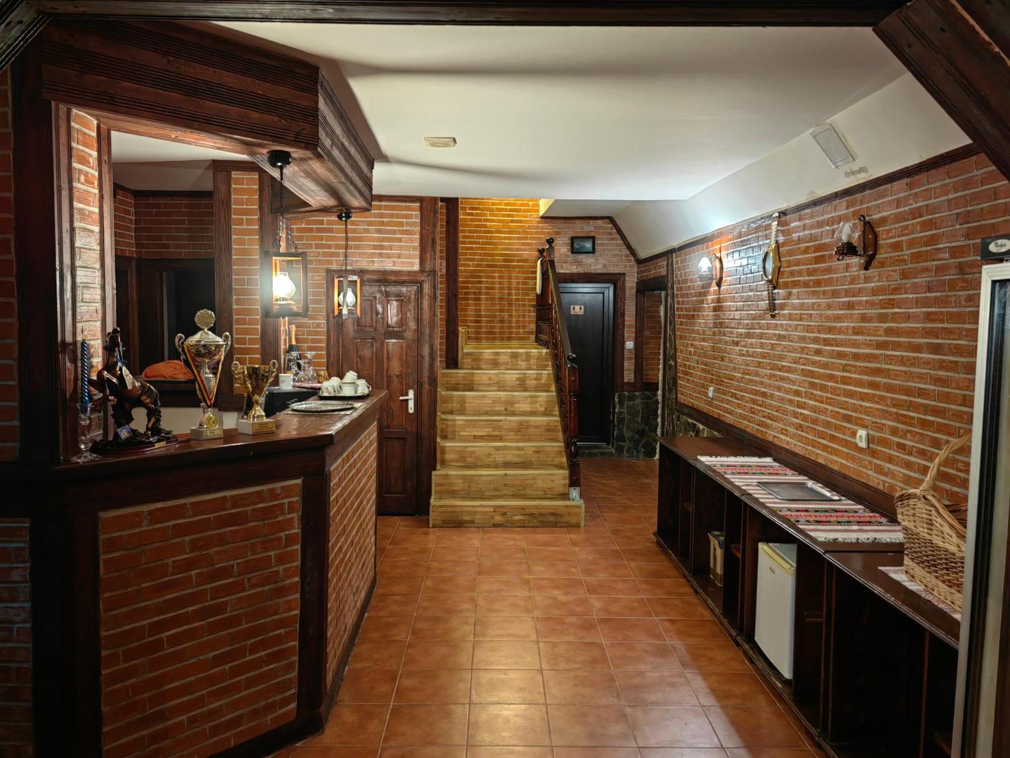 Pensiunea Millenium Sibiu With Parking - Motorcycle Friendly Travel Routes المظهر الخارجي الصورة