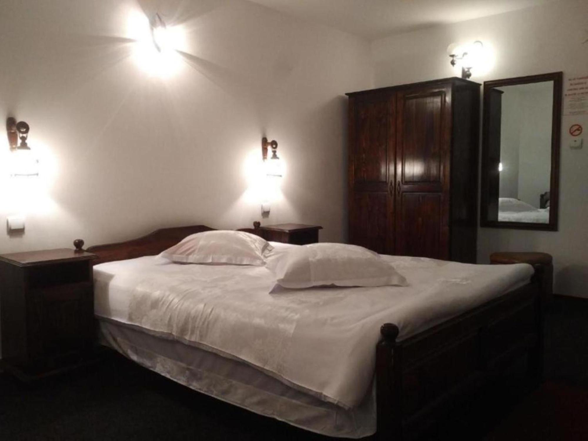 Pensiunea Millenium Sibiu With Parking - Motorcycle Friendly Travel Routes المظهر الخارجي الصورة